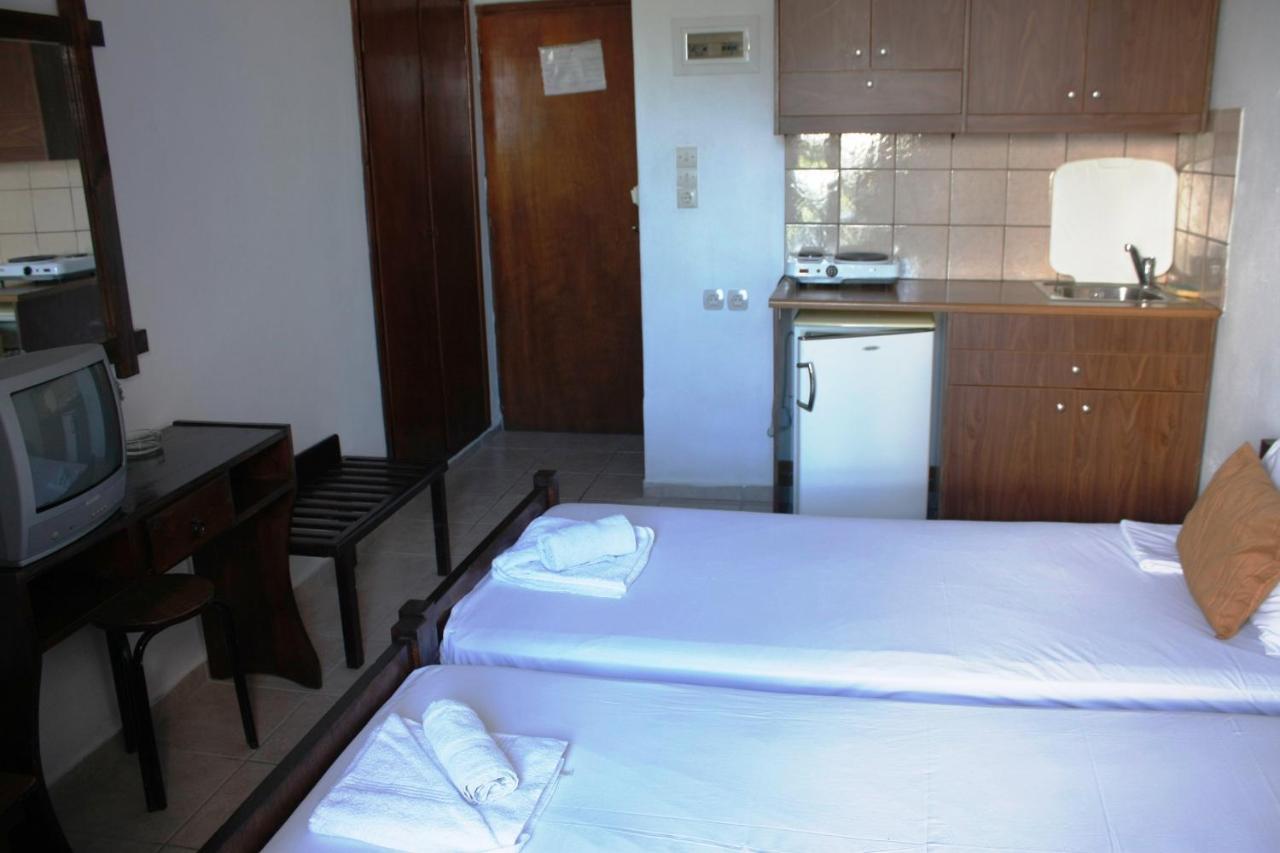 Elvira Hotel สตาลีดา ภายนอก รูปภาพ
